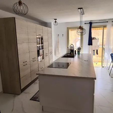 Apartament En Exclusivite T3 A 2 Pas Des Plages De St Raphael Saint-Raphaël